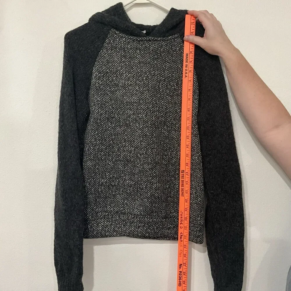 T by Alexander Wang Men’s Gray Knit Wool Pullover Hoodie Sweater Medium